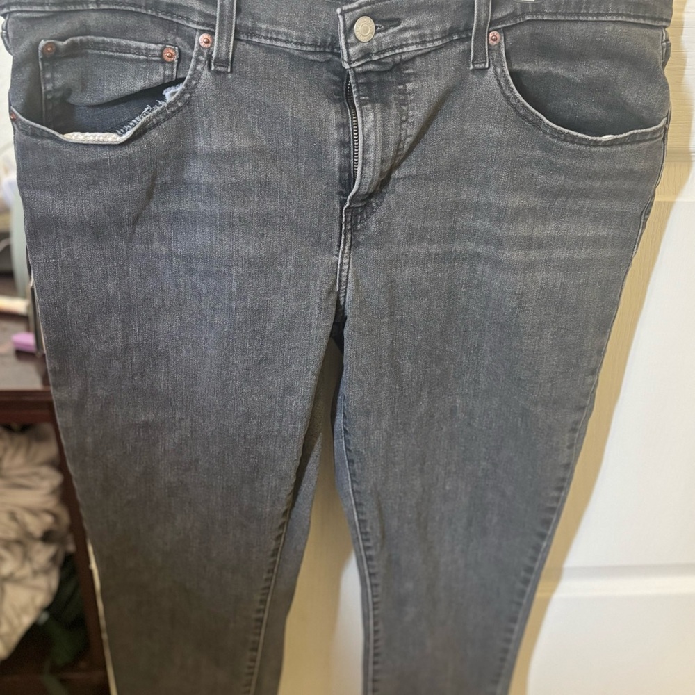 Classic Gray Levi Women's Jeans